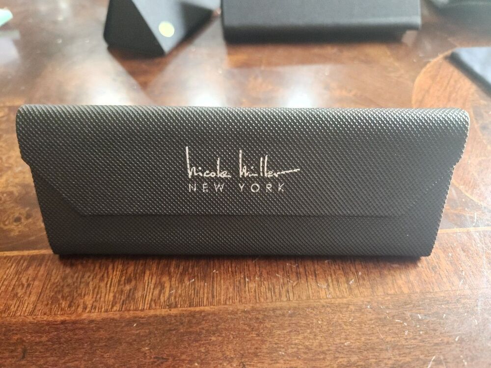 Nicole Miller Semi Hard Sunglasses Case Black Green Tri Fold Magnetic Closure